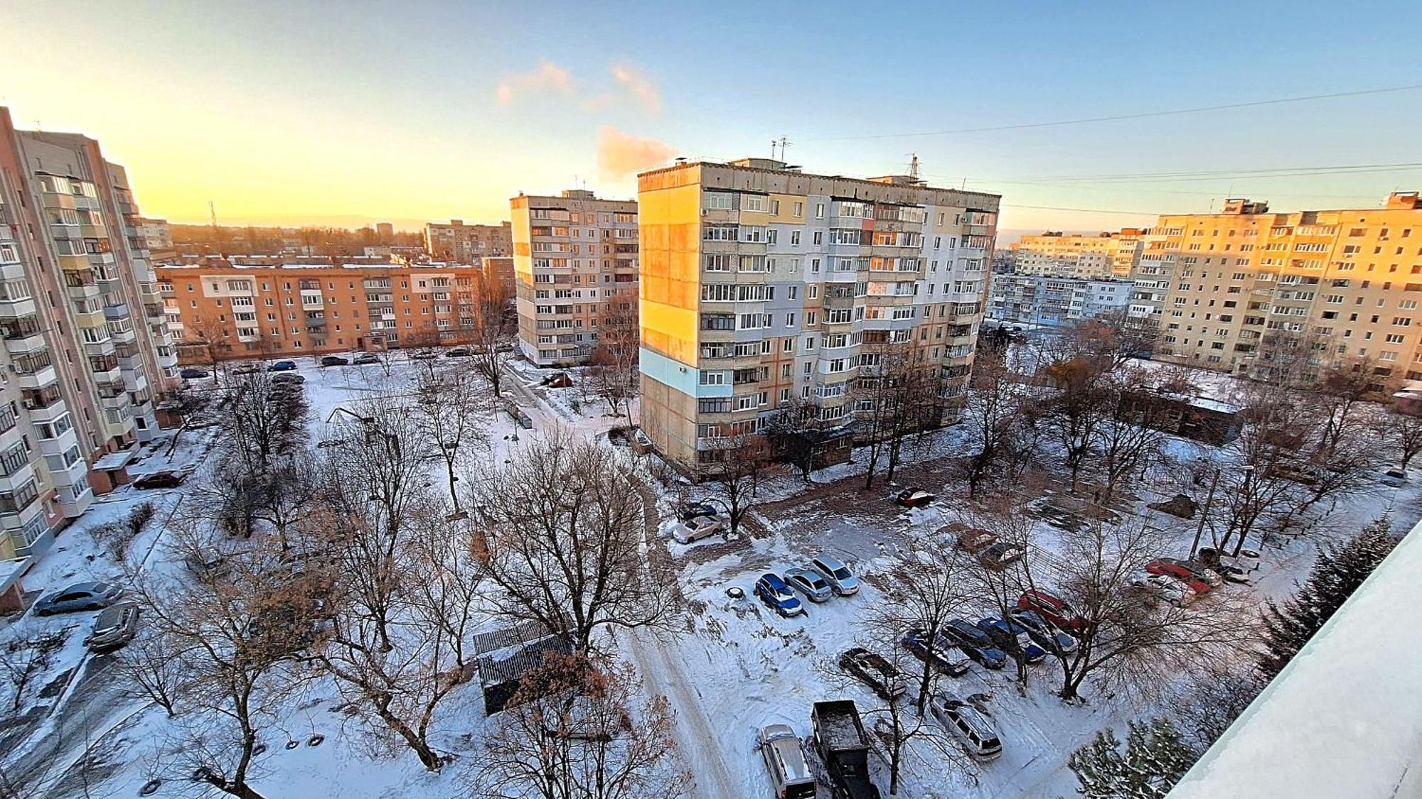 Alex Apartments: Balcony Rooms with Business-Friendly 24/7 Self Check-In Poltava Exterior photo